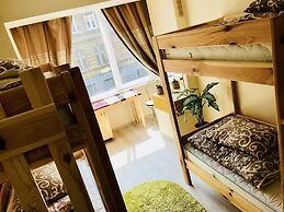 Pid Vysokym Zamkom Hostel