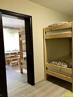 Pid Vysokym Zamkom Hostel