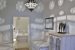 Alia Mansion by K&K