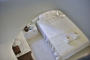 Alia Mansion by K&K