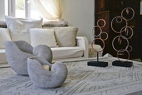 Alia Mansion by K&K