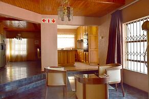 Mthunzi Lodge