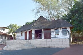Mthunzi Lodge