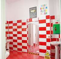 B13 Hostel