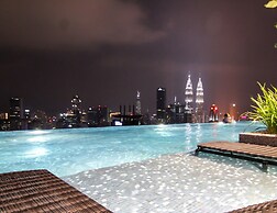 Expressionz KLCC by Wodages