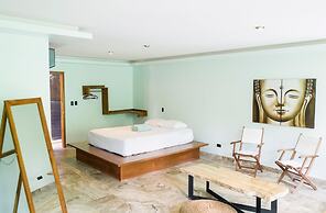 La Jolla Hotel
