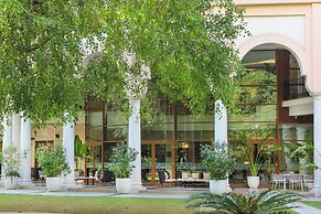DLF Club 5