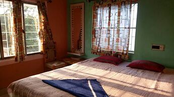 Home Stay World