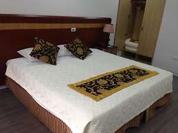 Hacinco Hotel