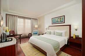DLF Club 3