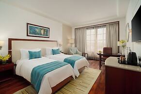 DLF Club 3