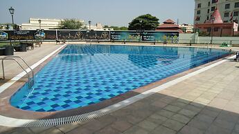 DLF Club 3