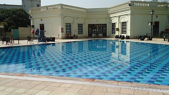 DLF Club 3