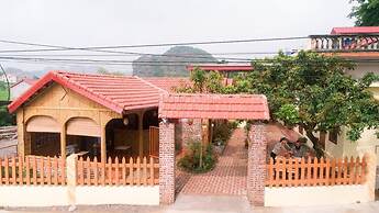 Tam Coc Riverside homestay