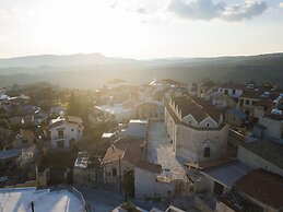 Dioni Palace