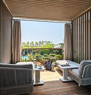 Biblos Beach Resort Alaçatı