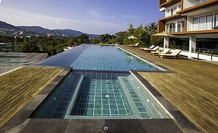 Q Kata Residence