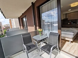 Corvin Holiday Apartment Hotel