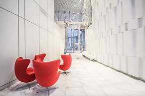 High-Rise Junior 2Br Condo downtown