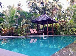 Devi's Place Tejakula