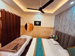New Basera Hotel