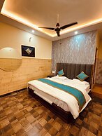 New Basera Hotel