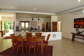Villa Damai