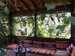 Emel Pension