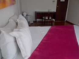 Regines Hotel
