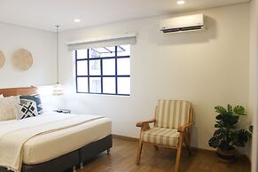 574 Hotel