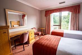 Lakeside International Hotel