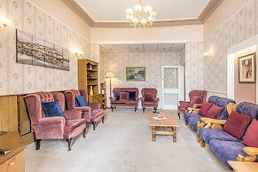 Lindum Lodge