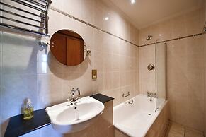 Savoy Park Hotel