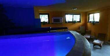 Hotel Dujany