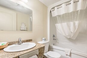 Knights Inn Orillia