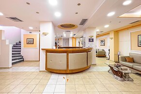 Faros 2 Hotel