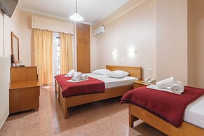 Faros 2 Hotel