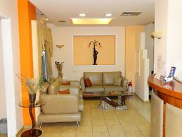 Faros 2 Hotel