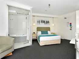 Atlantic Tower Motor Inn