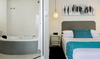 Atlantic Tower Motor Inn