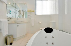 Atlantic Tower Motor Inn