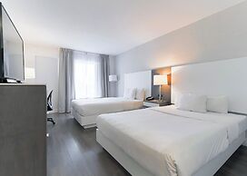 Hotel Universel