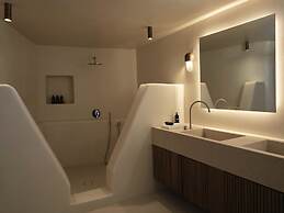 Andronis Luxury Suites