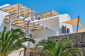 Akrotiri Hotel