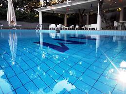 Hotel Marad