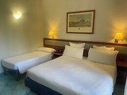Hotel Marad