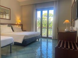 Hotel Marad