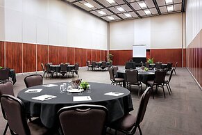 Four Points by Sheraton Levis Convention Centre