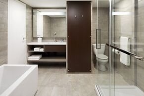 Four Points by Sheraton Levis Convention Centre