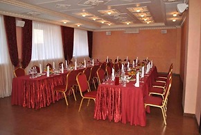 Aurora Hotel